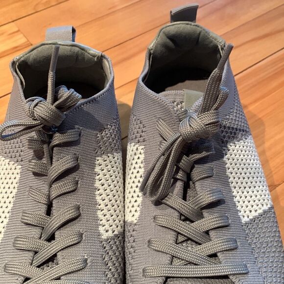 Aldo gray/white stripe mesh sneakers, new, size 9 - Picture 6 of 7